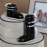 Après Ski Boot Holiday Ornaments, 6 Hanging Pieces (3 Sets of 2 Assorted Sizes)