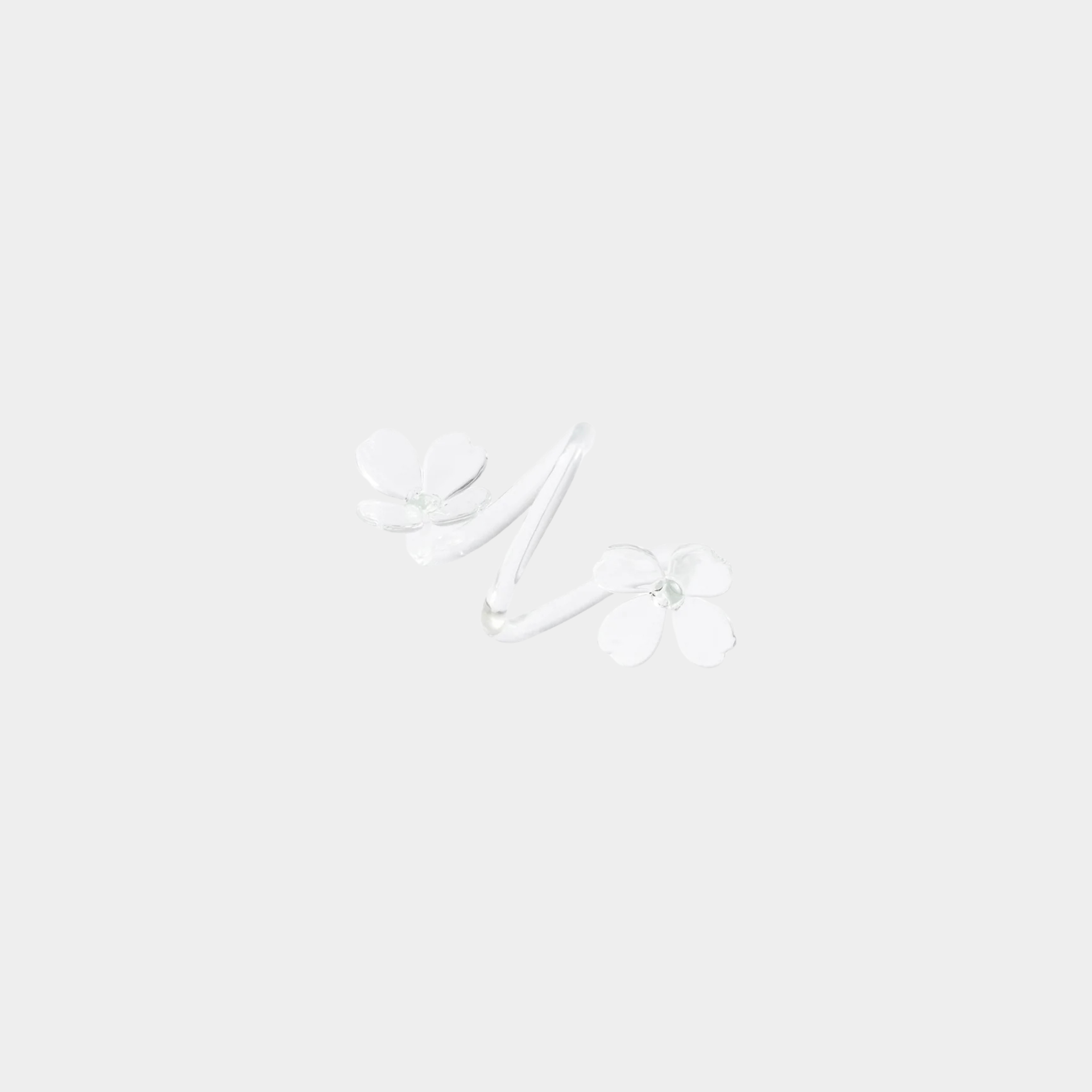 Botanica Glass Flower Napkin Rings (Set of 4), Clear