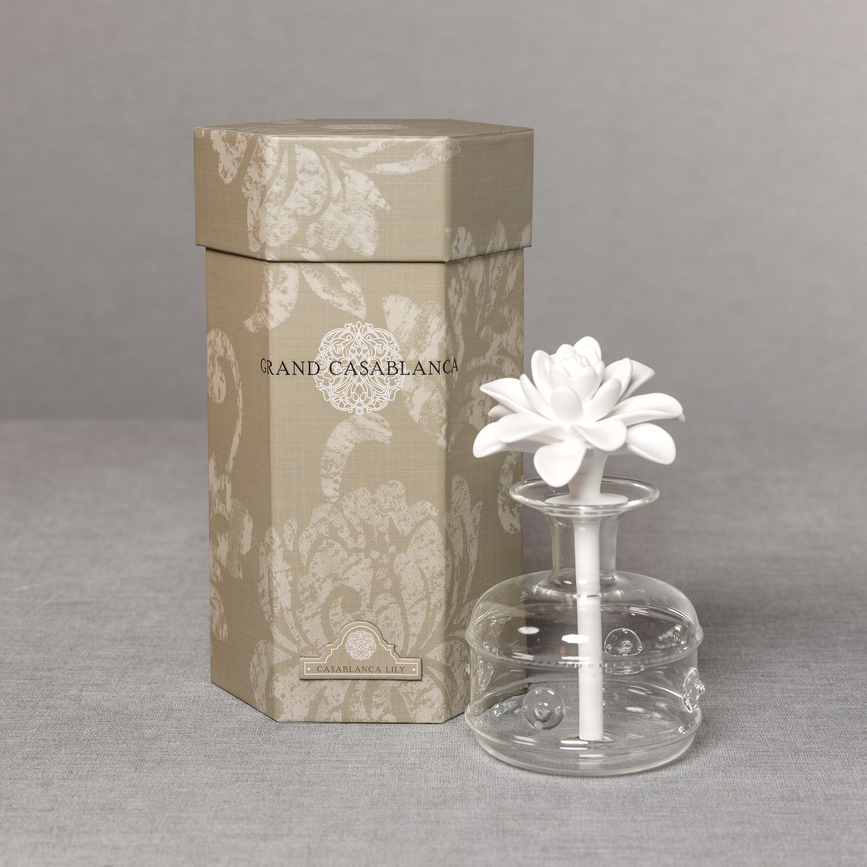 Image of Grand Casablanca Porcelain Diffuser, Casablanca Lily