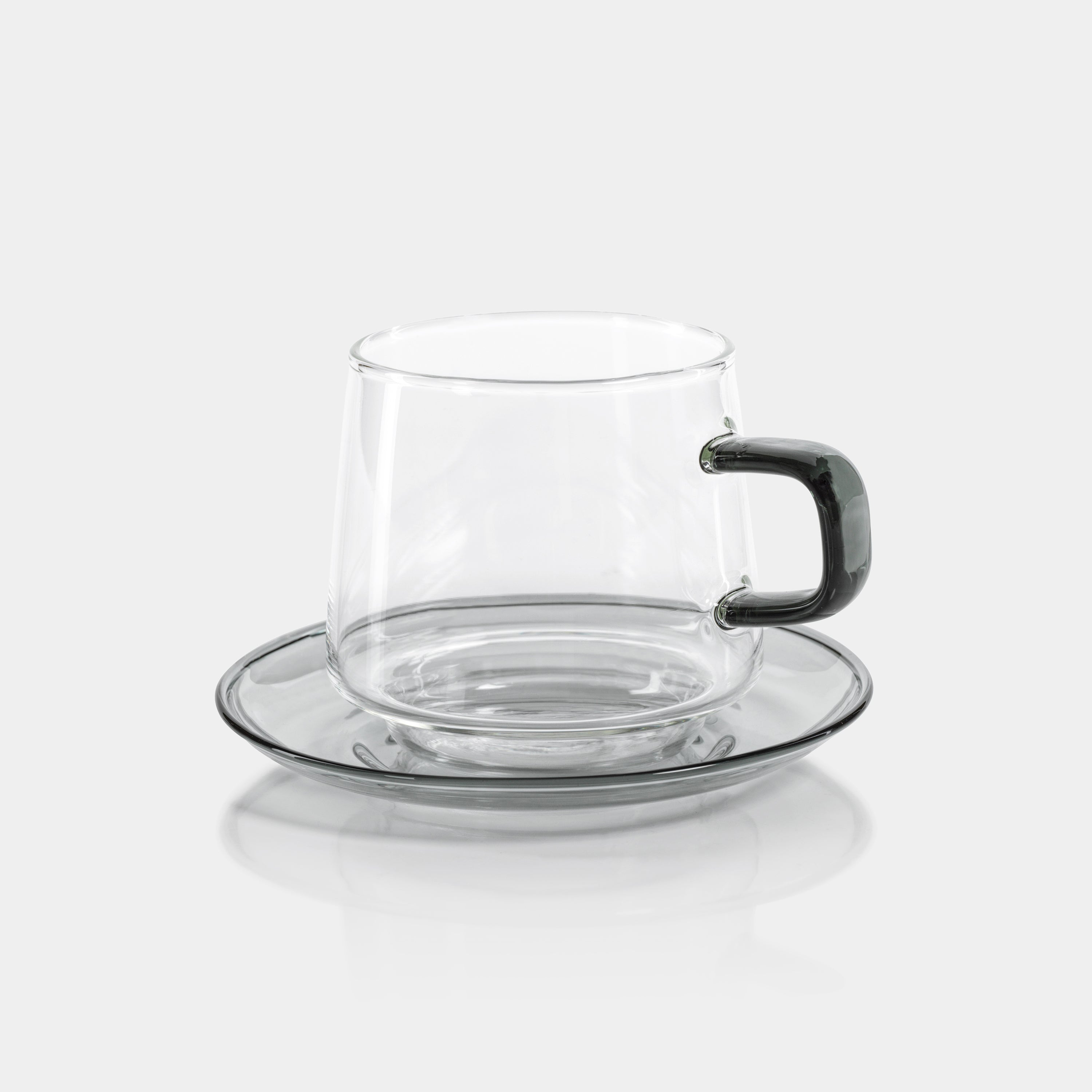 Image of Baglioni Glass Tea and Coffee Cups with Saucers