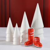 Après Ski Boot Holiday Ornaments, 6 Hanging Pieces (3 Sets of 2 Assorted Sizes)