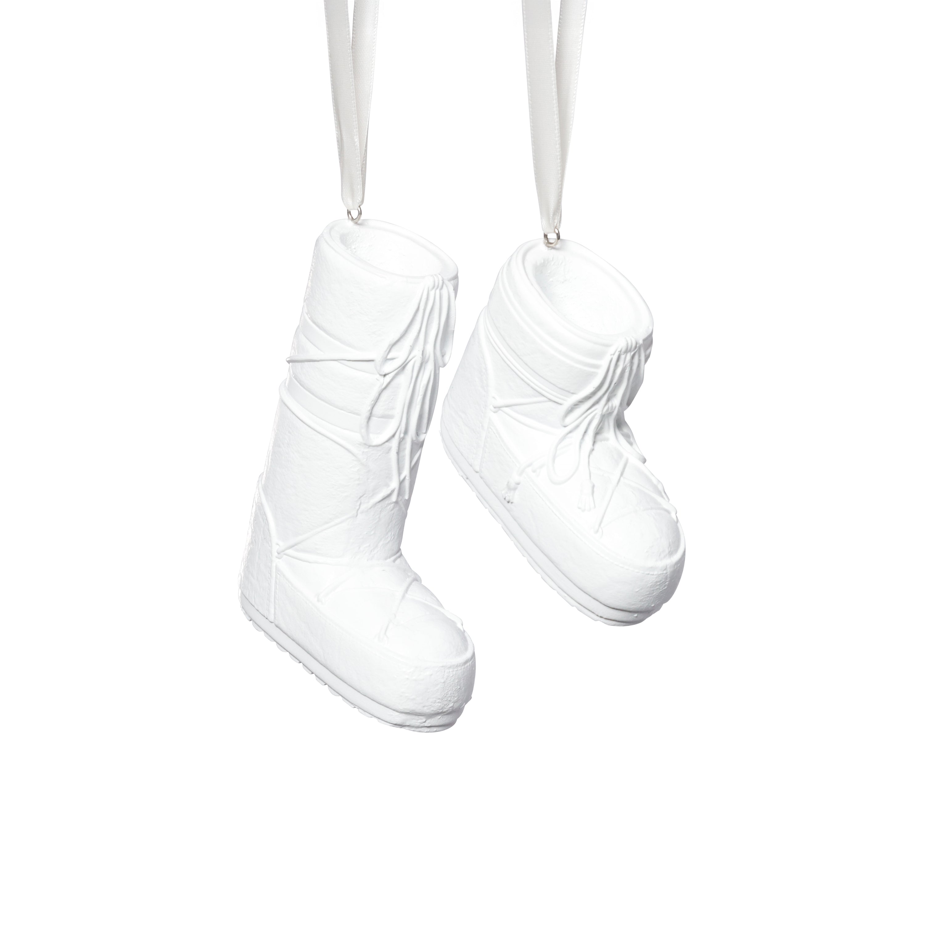 Après Ski Boot Holiday Ornaments, 6 Hanging Pieces (3 Sets of 2 Assorted Sizes) by The Favorites