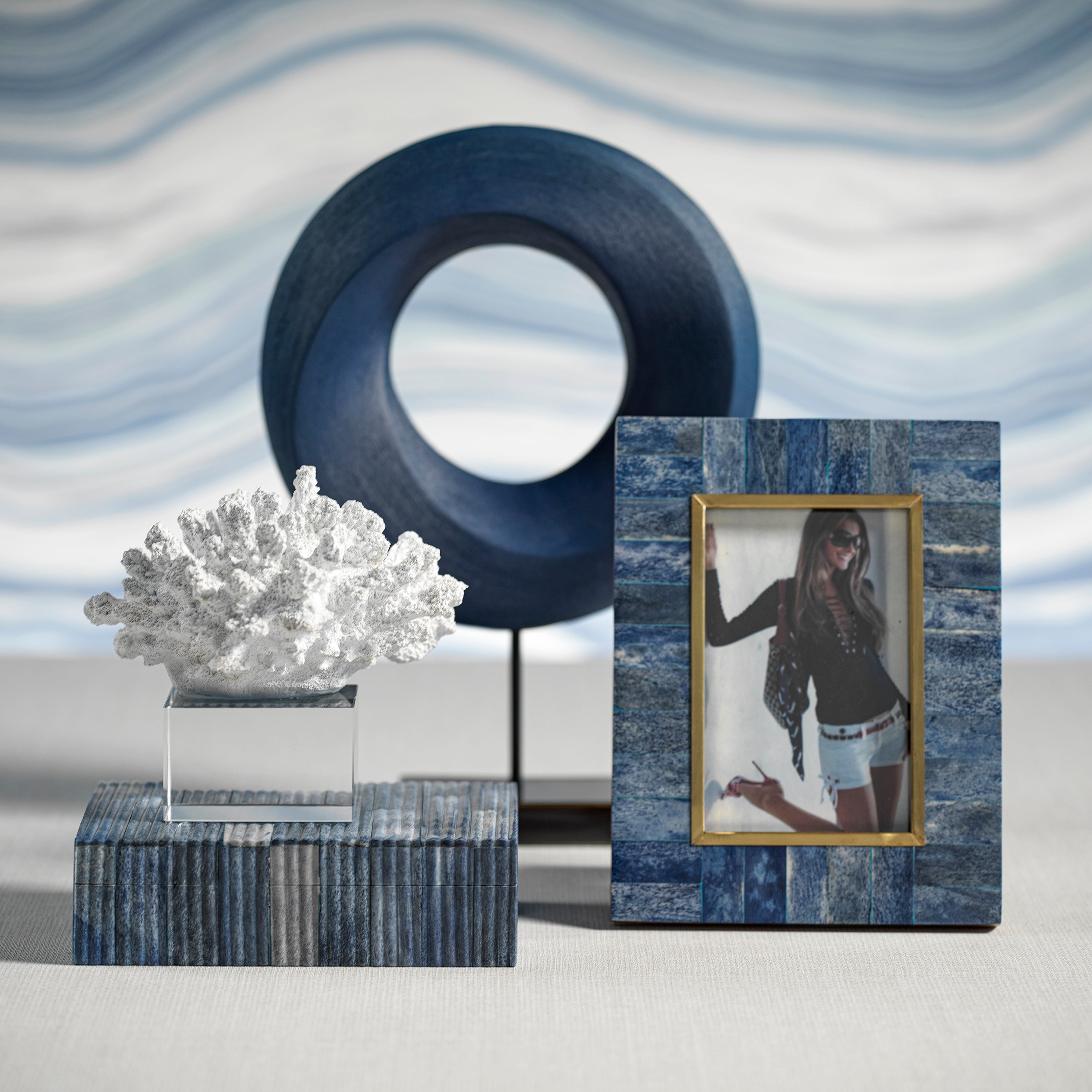 Image of Biarritz Bone Photo Frame with Inner Brass Trim
